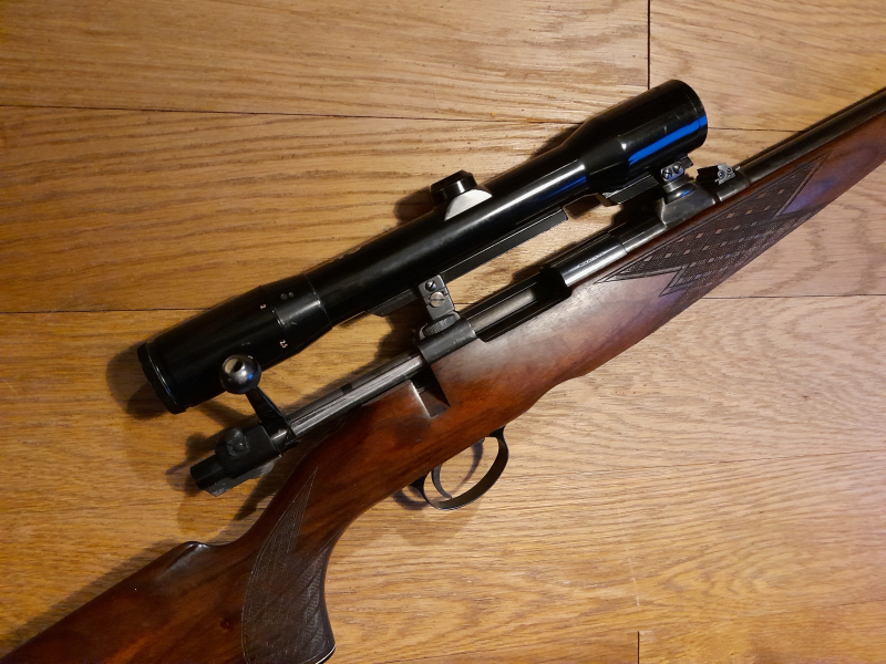 Sako Repetierbüchse Cal.222 Hensoldt 1,5-6x40 – Bild 5