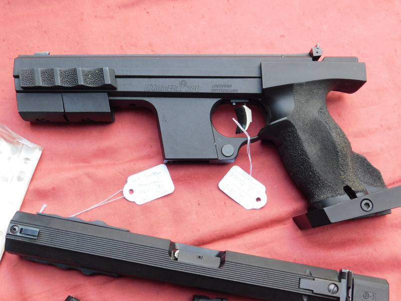 Linksgriff Hämmerli 280 Kal. 32 S&W WC mit Wechselsystem Hämmerli 280 Kal. 22 LR, 4 Magazine – Bild 2