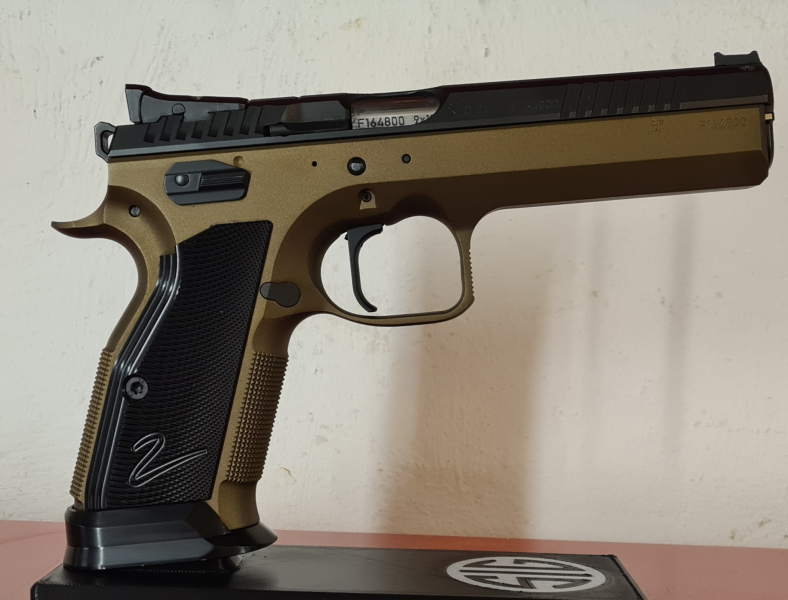CZ TS 2 bronze – slika 3
