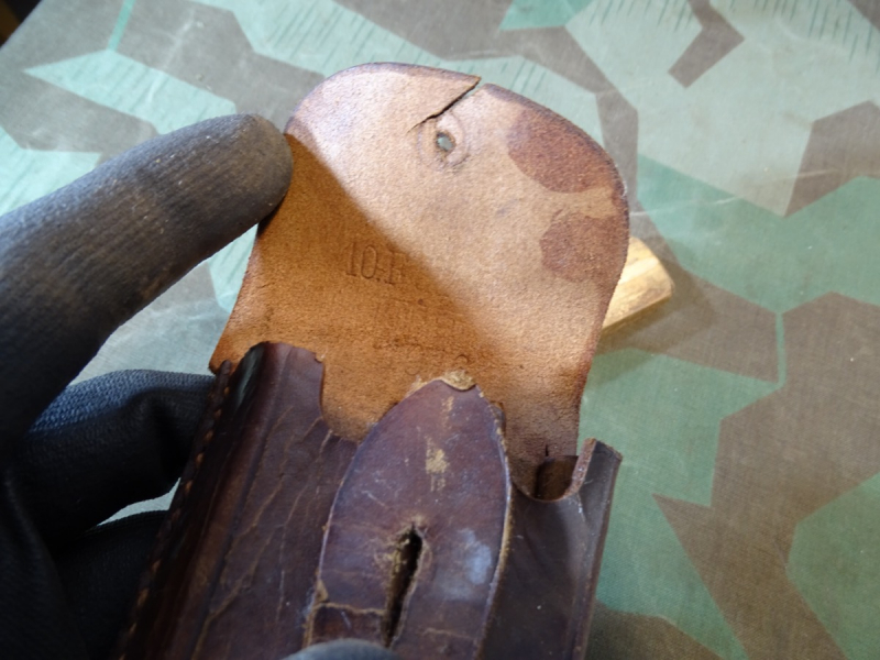 Seltene P 08 Magazintasche mit Holz Taschenspanner , 1. . Weltkrieg, 1916, 10 F.A.Rgt – billede 4