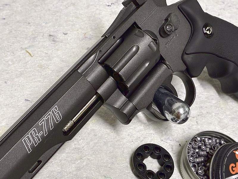 CO2-Revolver Gamo PR-776, Kaliber 4,5 mm Diabolo – slika 3