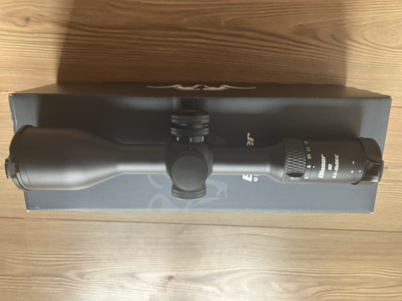 Zielfernrohr Blaser B2 2,5-15x56 mit Zeiss Innenschiene inklusive QDC Ballistikturm + Blaser Alu Sch – Bild 3