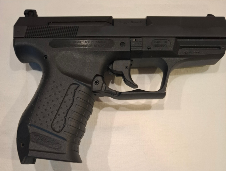 Walther P99 Gen1 19mm Luger, Highlight: SN 006666! Komplettset, Spiegelblanker Lauf – Bild 4