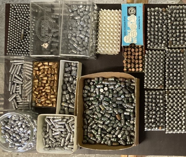 Konvolut Kurzwaffe Wiederladen Hülsen Geschosse 9mm 38 44 – Bild 3