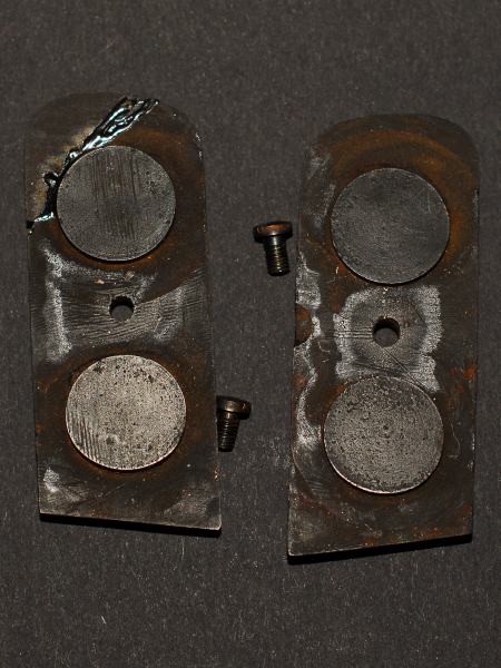 Griffschalen mit Schrauben für Dreyse Mod. 1907 – Bild 2