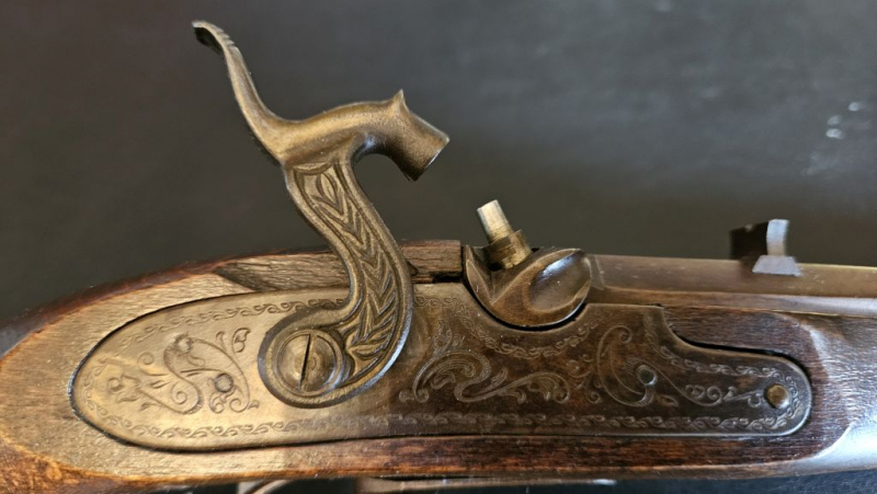 Vorderlader Pistole Ardesa Spain Pioneer Cal. 45 – Bild 2