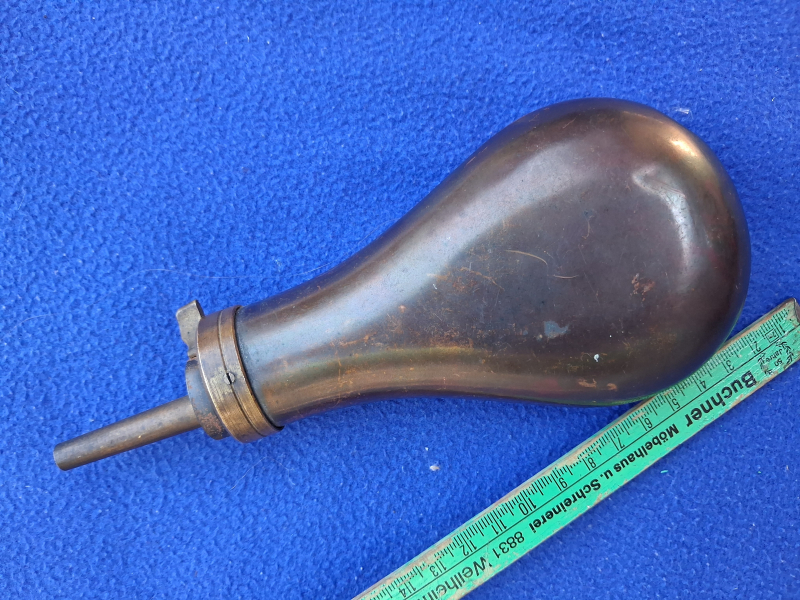 Alte Pulverflasche – Bild 2