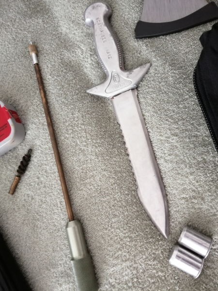 DDR Tauchermesser, Mil Tec Axt, MagLite etc. Nachlass Fundgrube!!! – снимка 2
