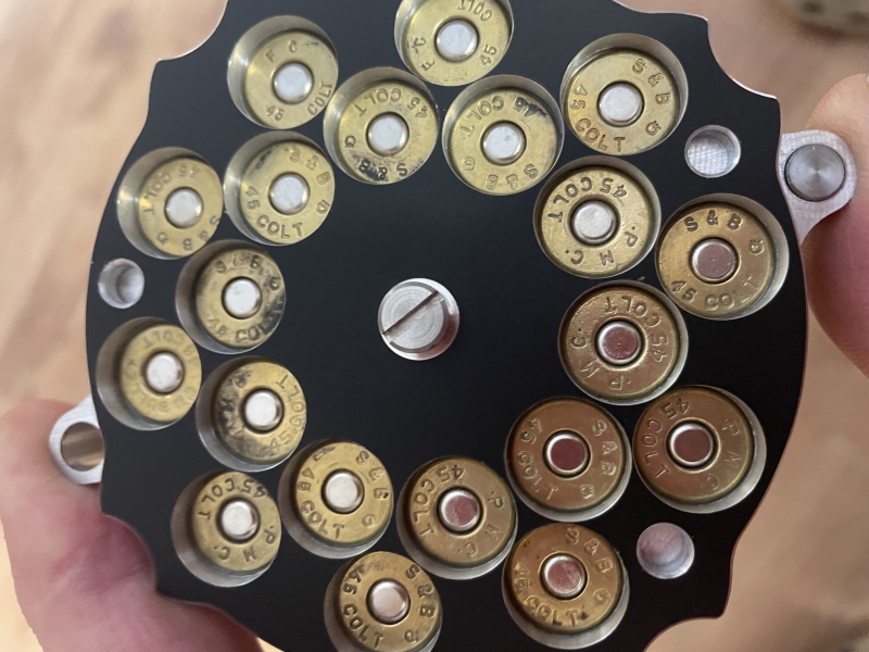 Alu Ladestreifen für 20x .45 Colt für BDS Western mit Ledertasche für das Holster – Bild 2