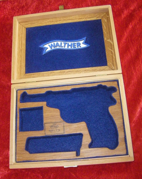Walther P38, Kassette, Präsentation – Bild 3