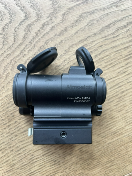 NEU Aimpoint Comp M5s mit Micro LRP Mount – Bild 3