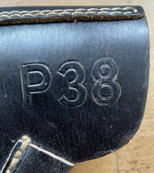 P38 Tasche Hersteller Code bla 1944 WAA 159 – Bild 4