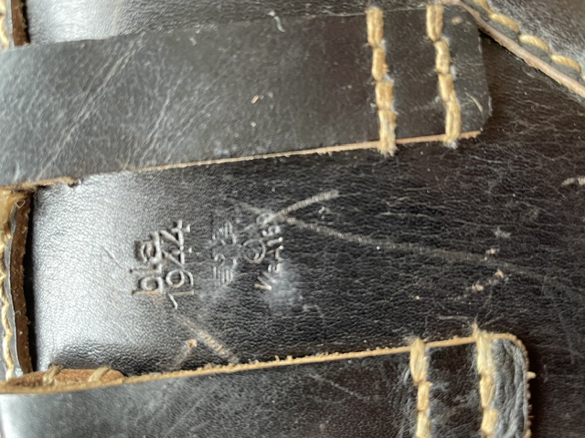 P38 Tasche Hersteller Code bla 1944 WAA 159 – Bild 3