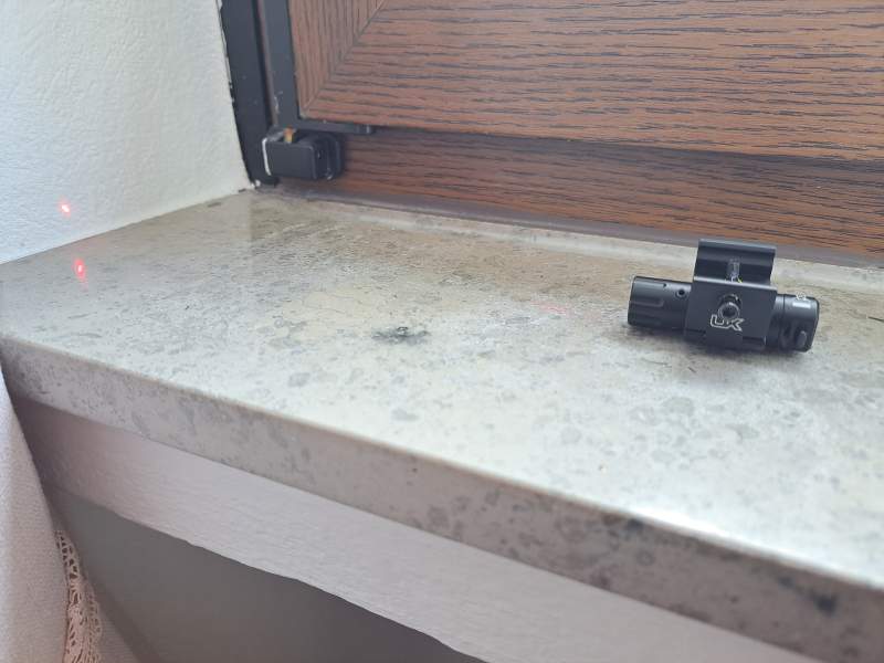 Laser UMAREX NL 3 mit Weavermontage – billede 2