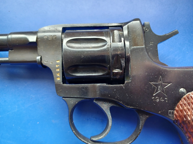 Russischer Nagant Revolver 7.62 – Bild 3