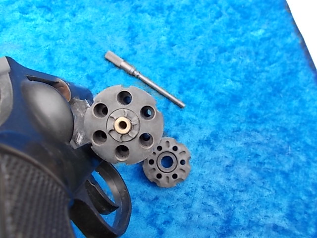 Achtung Sammler seltener ME 80 GT/S Revolver mit Magazin im Cal. 6 mm frühe PTB 72 no Teile 98 – Bild 5