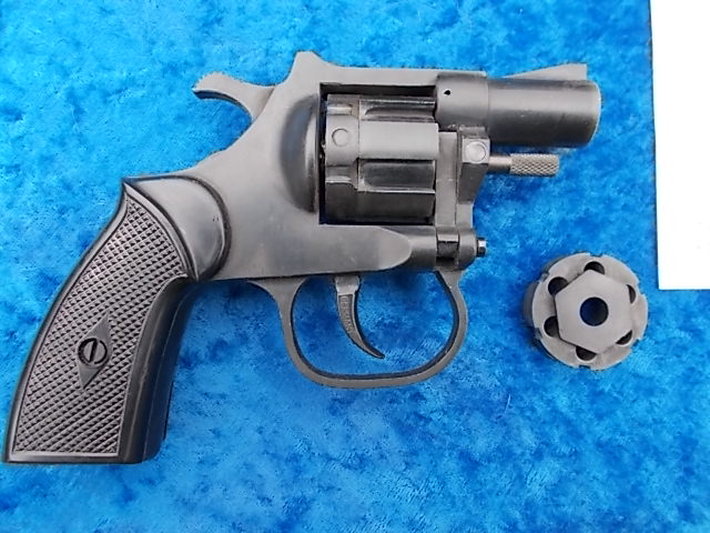 Achtung Sammler seltener ME 80 GT/S Revolver mit Magazin im Cal. 6 mm frühe PTB 72 no Teile 98 – Bild 3