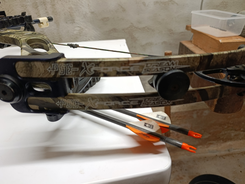 Bogen Jagdbogen Sportbogen PSE Pro Series – 5. kép