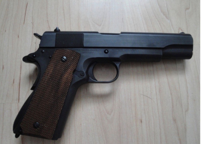 Griffschalen für 1911 / 1911 A1 Nussbaum neu! – Bild 3