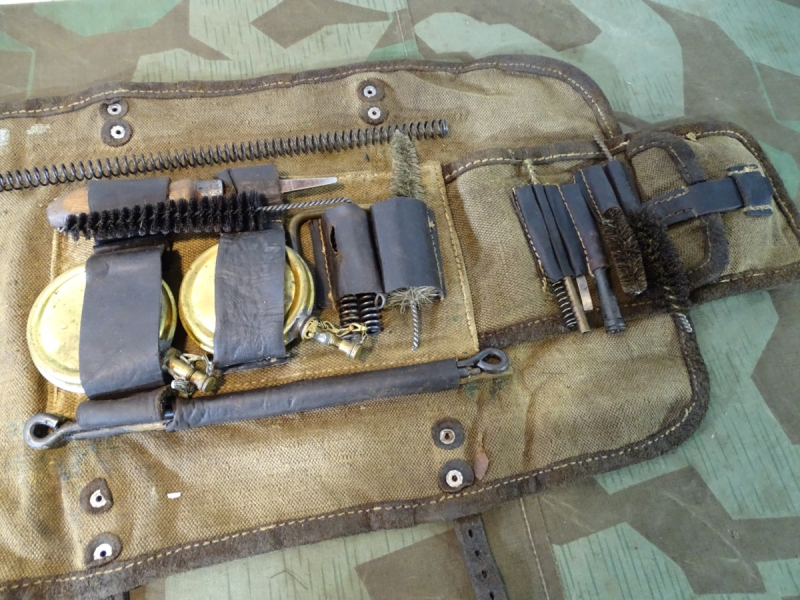 Werkzeug und Reinigungsset für das MG 30 (t) 2. Weltkrieg – снимка 4