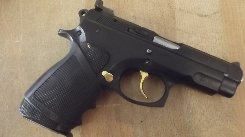 CZ 75 compact – obrázek 2