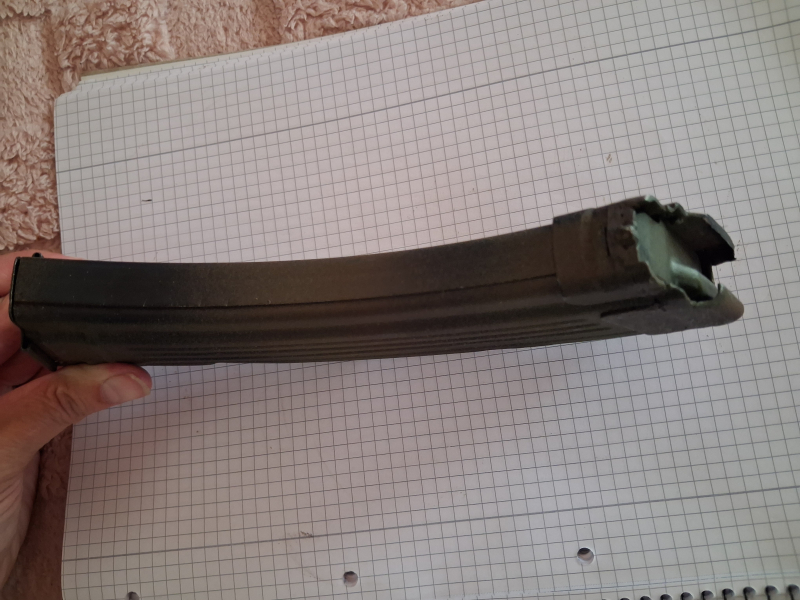 AK 47 Stabilität Magazin Deko – Bild 4