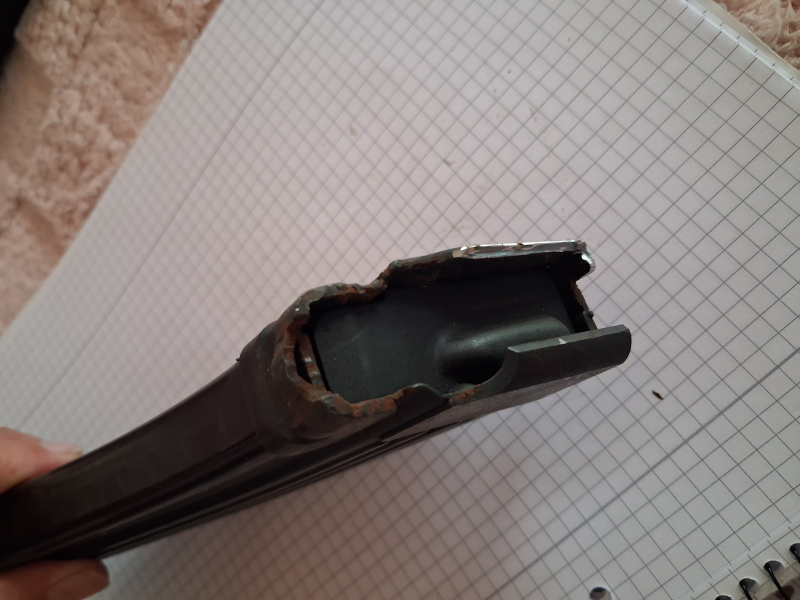 AK 47 Stabilität Magazin Deko – Bild 3
