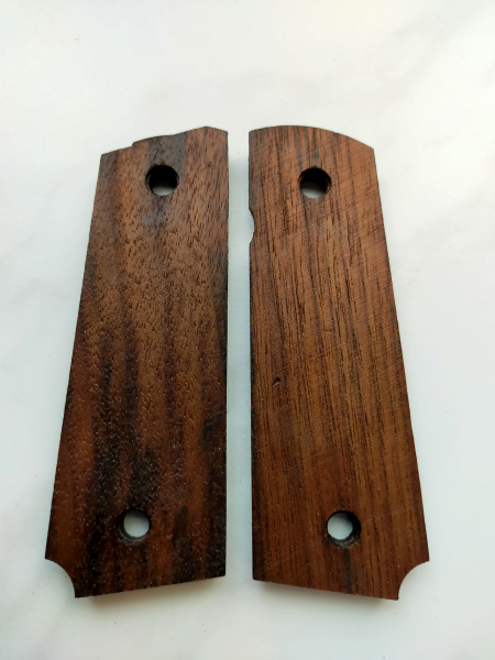 Holzgriffschalen für 1911 – stampa 2