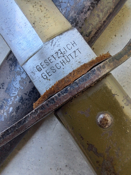 UNBENUTZTER Grabendolch DEMAG DUISBURG, Ganzstahl, Abnahme, Kampfmesser, SG84/98, Solingen, – kuva 4