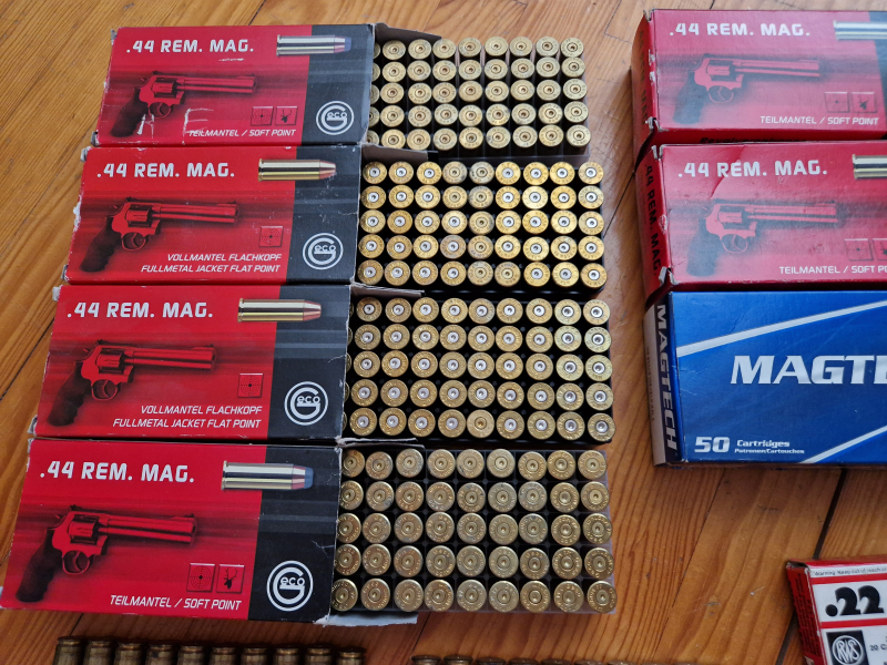 Konvolut 44. Magnum 350 Hülsen, 300 Win Mag, .22 Hornet Hülsen mit Schachteln für Wiederlader!! – nuotrauka 2