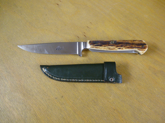 Hubertus - Nicker - Jagd - Messer mit Säge und Entenhaken - Griff aus Hirschhorn - Lederscheide – Bild 3