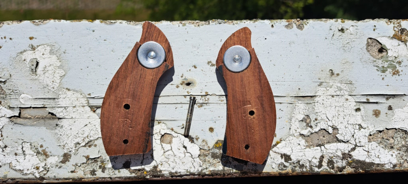 Smith & Wesson J-Rahmen Holzgriffschalen Mod. 36 und 60 – imaginea 2