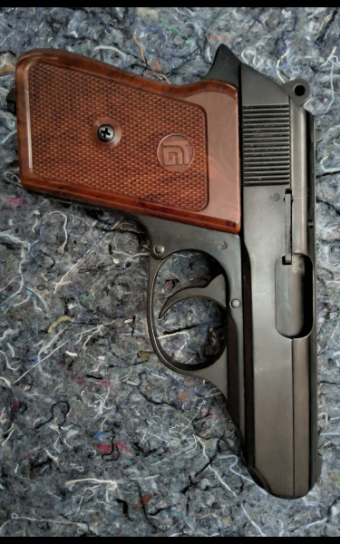 Pistole Röhm RG 800 in 8mm Platz PTB 300 – Bild 3