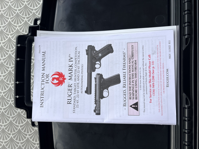 Ruger Mark IV 22/45 Target schwarz 5,5", .22lfb – kuva 4
