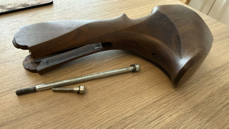 TSK-Schaft Griffstück Rechts Größe L für Beretta 680 680 682 692 694 – Bild 4
