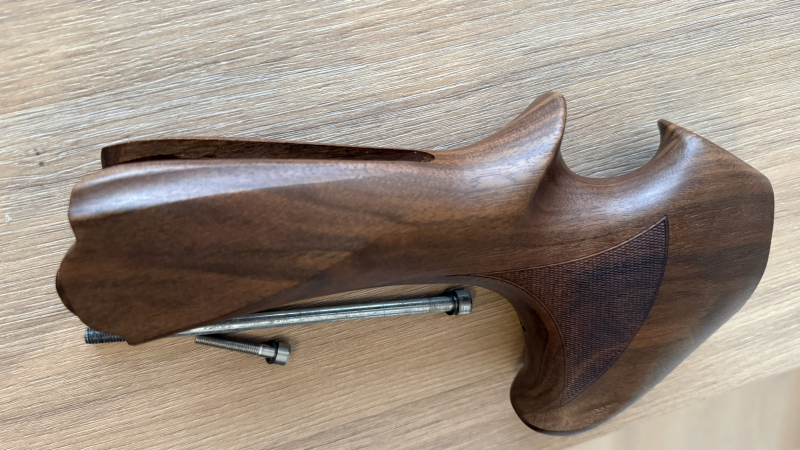 TSK-Schaft Griffstück Rechts Größe L für Beretta 680 680 682 692 694 – Bild 3