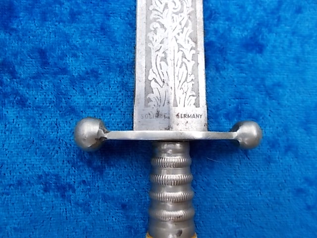Achtung Sammler seltener Grabendolch bzw. Kampfmesser Marine Solingen Germany no 98 Salut Teile – Bild 3