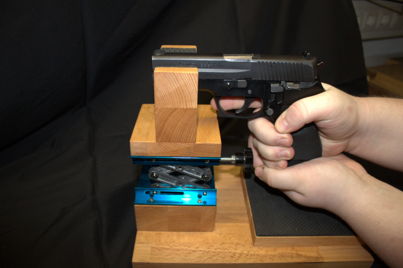 Gunlifter / Kurzwaffenauflage / Einschießauflage – Bild 4
