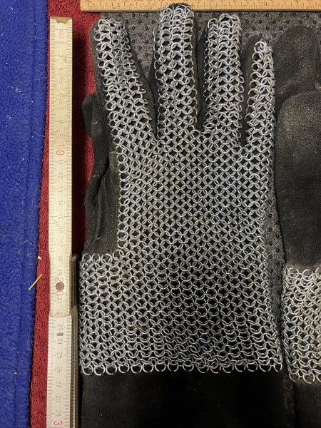 Verkaufe ein Paar Kettenhandschuhe – Bild 2