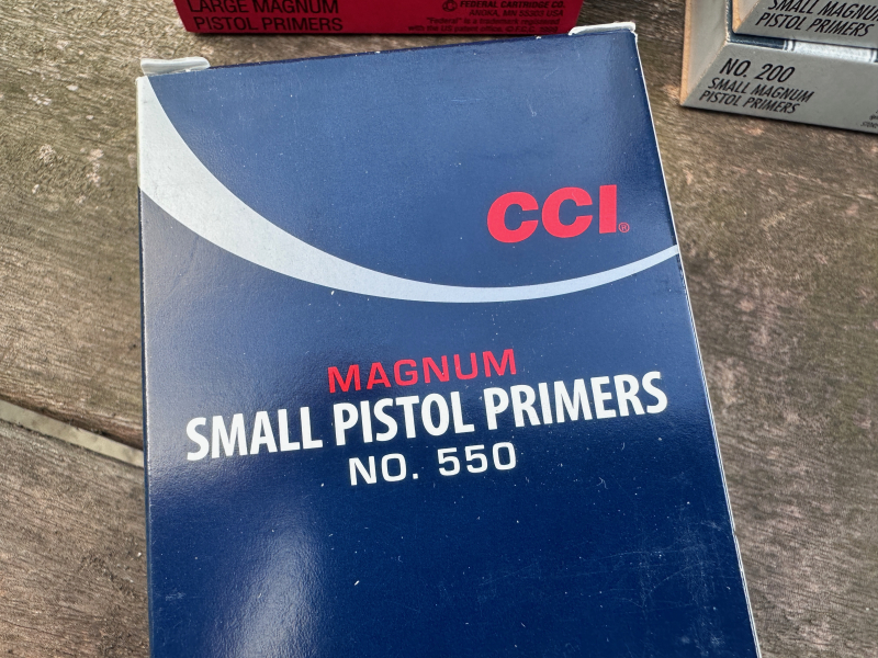Zündhütchen Konvolut Small / Large Pistol Magnum – Bild 2