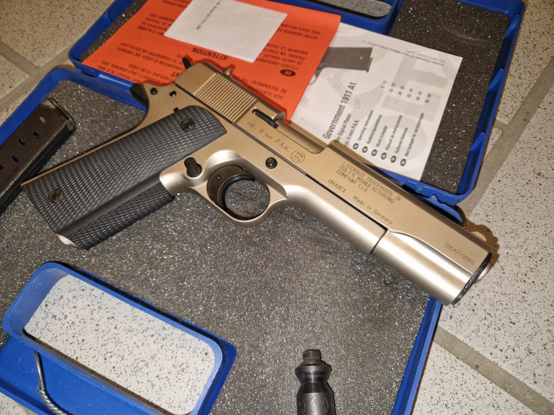 Schreckschuss Colt Gouvernment 1911, PTB 774, Kaliber 9mm PAK, BJ: 2014, kaum benutzt + Koffer usw. – Bild 2
