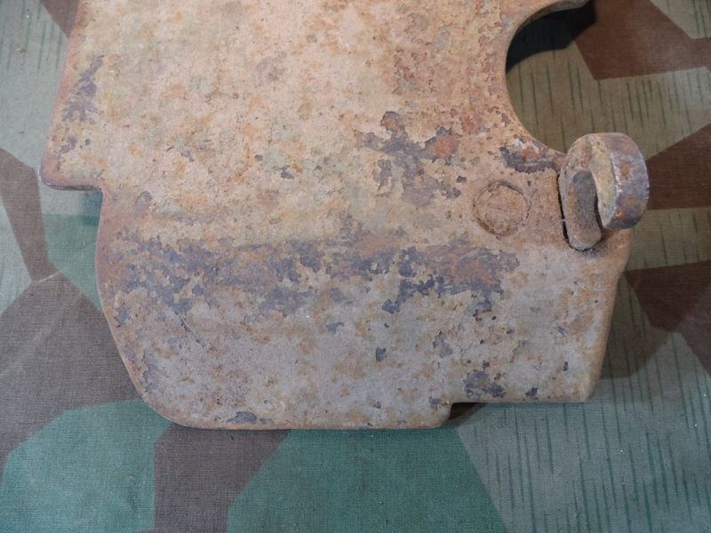 Schutzschild 1. / 2. Weltkrieg für Maxim MG M 1910, ungereinigtes Original – Bild 3
