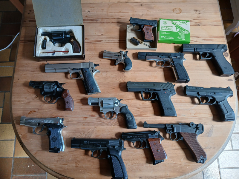 Me 38 Compact Revolver NEU UNBESCHOSSEN 9mm Knall Schreckschuss – Bild 2