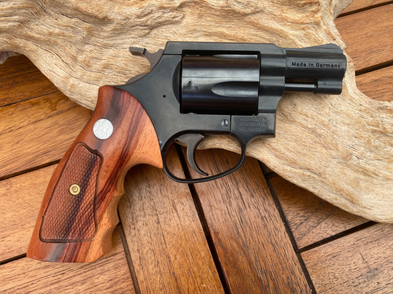 HW37 mit Holster – stampa 3