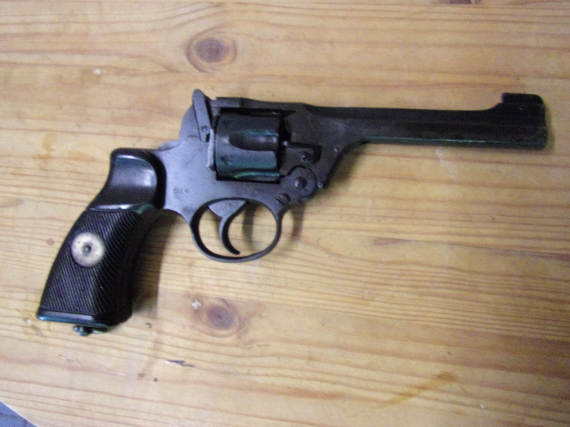 Original Enfield ´´Tankrevolver´´ 9 mm Knall PTB 257 – Bild 2