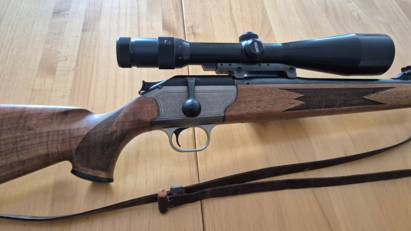 Reptierbüchse Blaser R93 Kal. 9,3x64 mit Optiken – Bild 6