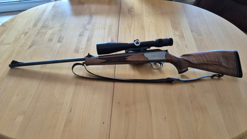 Reptierbüchse Blaser R93 Kal. 9,3x64 mit Optiken – Bild 2