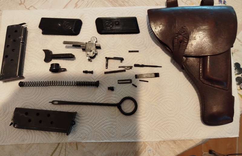 Konvolut Tokarev TT 33 – Bild 1