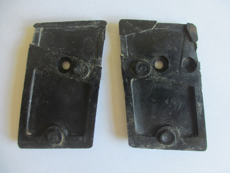 WALTHER Modell 9 Griffschalen mit Scheiben – Bild 2