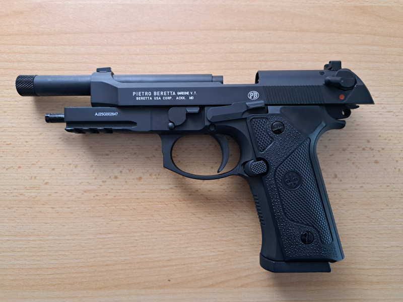 Beretta M9A3 FM CO2 GBB Blow Back - 4,5 mm Stahl-BB - 3 Magazine - ca. 4 Monate alt - Top Zustand – pilt 3